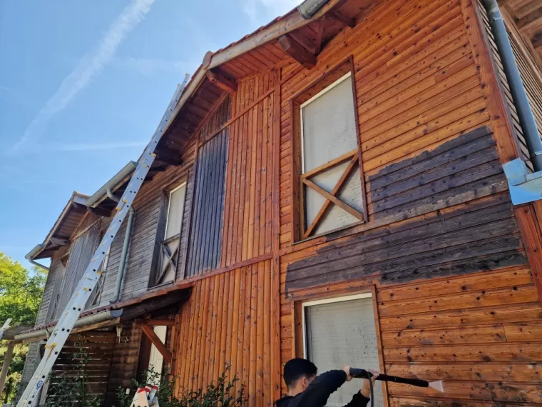 Dégrisage de façade en bois à Labenne, Dax, HN Rénovation