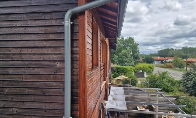 Nettoyage de façade de maison en bois à Labenne, Dax, HN Rénovation