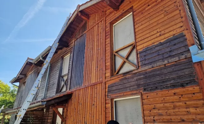 Nettoyage de façade de maison en bois à Labenne, Dax, HN Rénovation